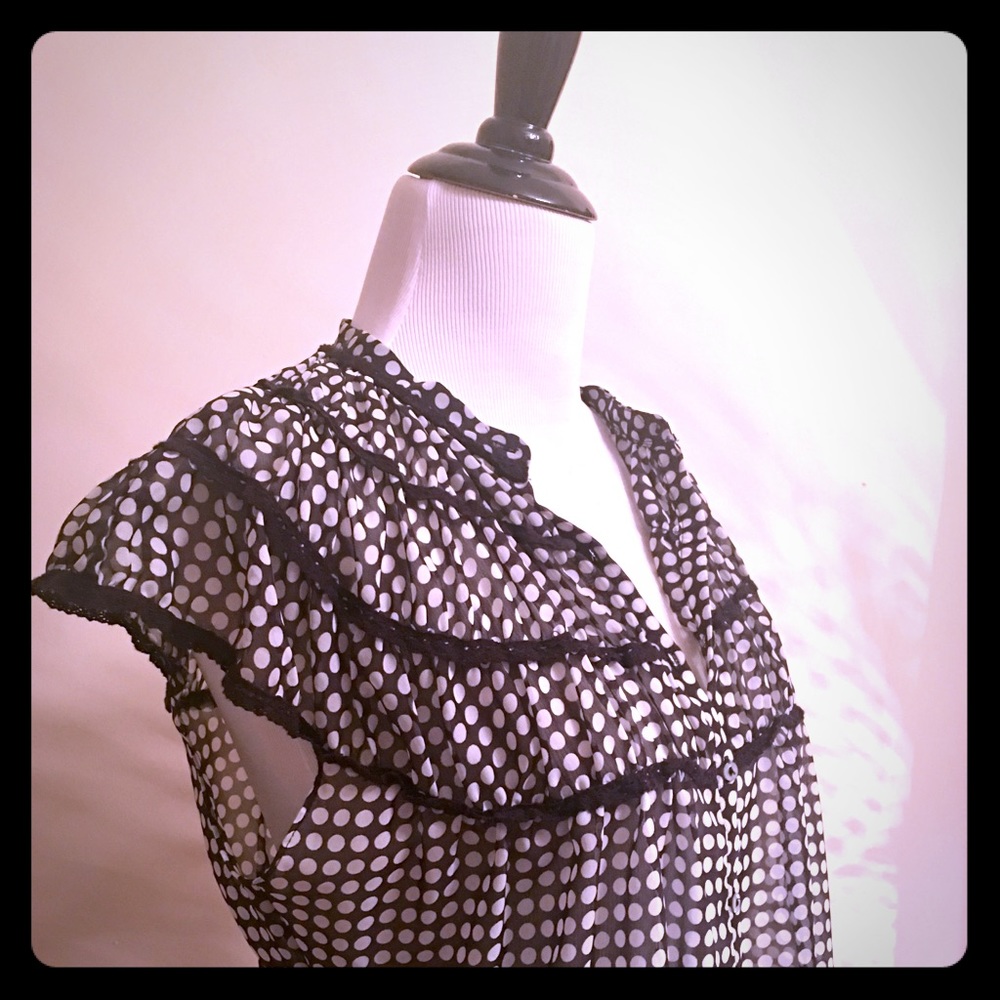Pretty Polka-dot Semi-sheer, effortlessly sexy Spring Top
